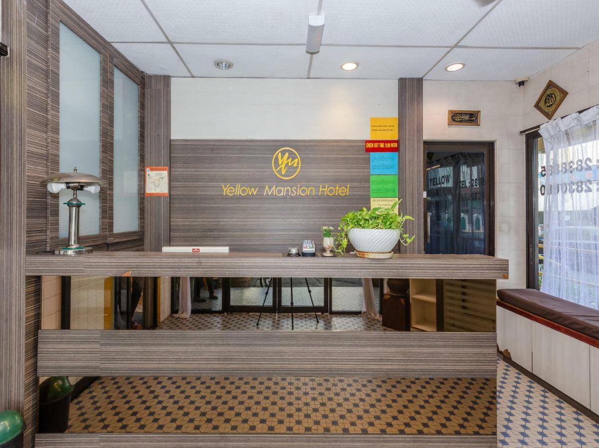Oyo 1088 Yellow Mansion Banda Kaba Hotel Malacca 外观 照片